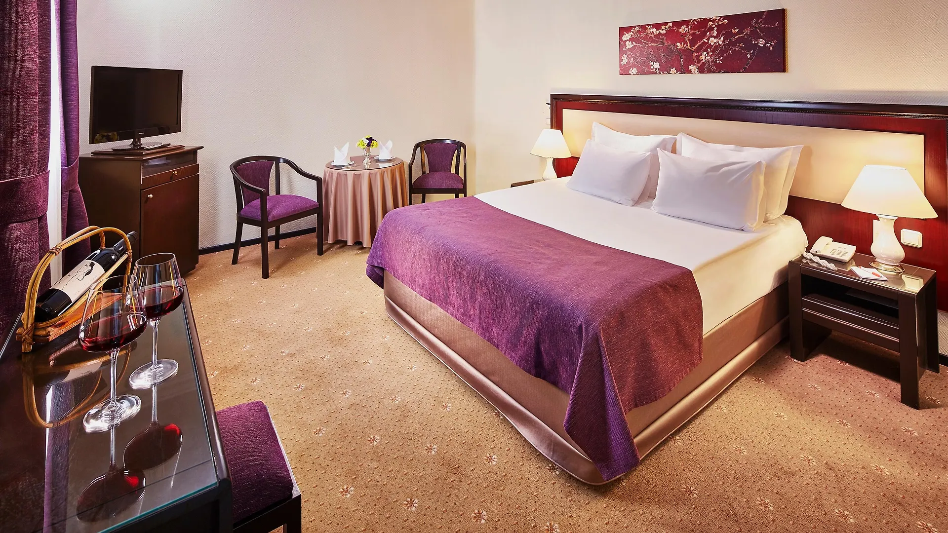 Guenes Hotel Merter Istambul 4*,