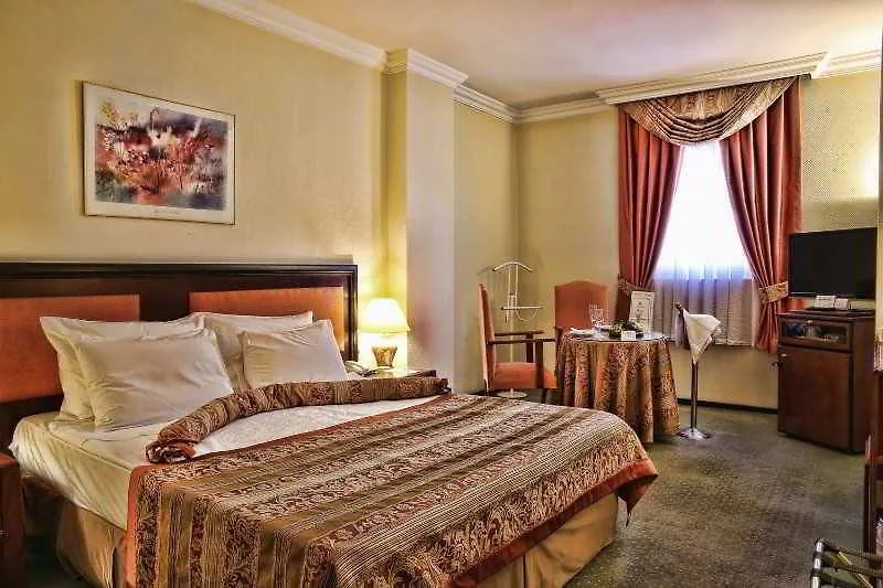 Güneş Hotel Merter İstanbul 4*,