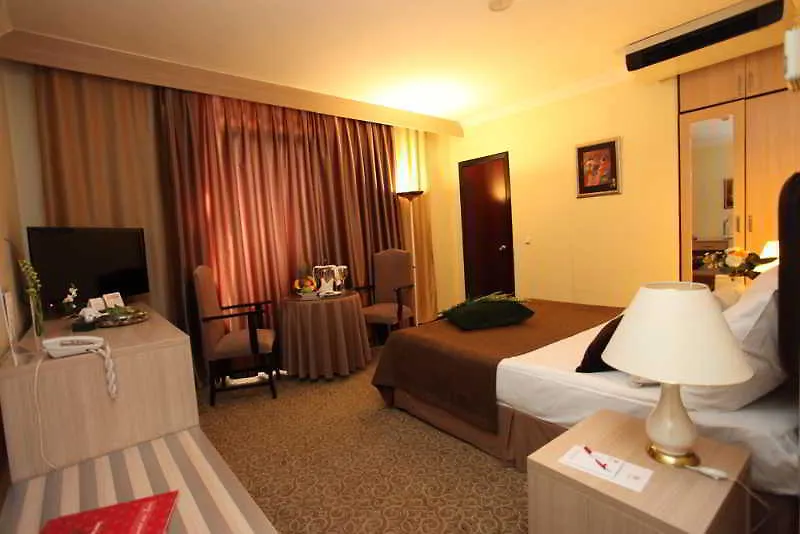 Guenes Hotel Merter Istambul