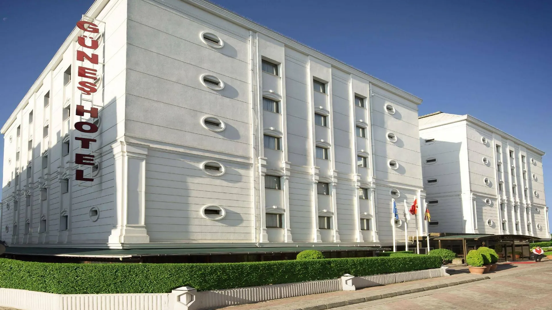 Guenes Hotel Merter Istanbul 4*,
