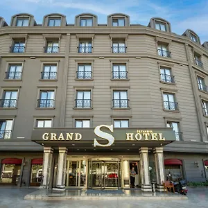Grand S Otel