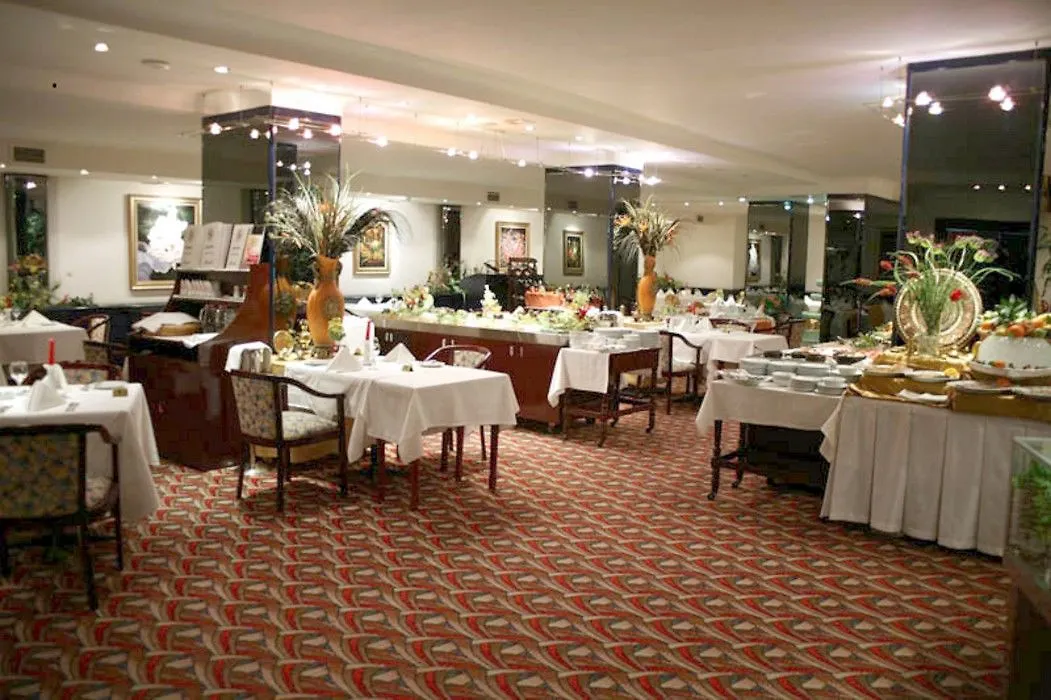 Guenes Hotel Merter Istanbul 4*,