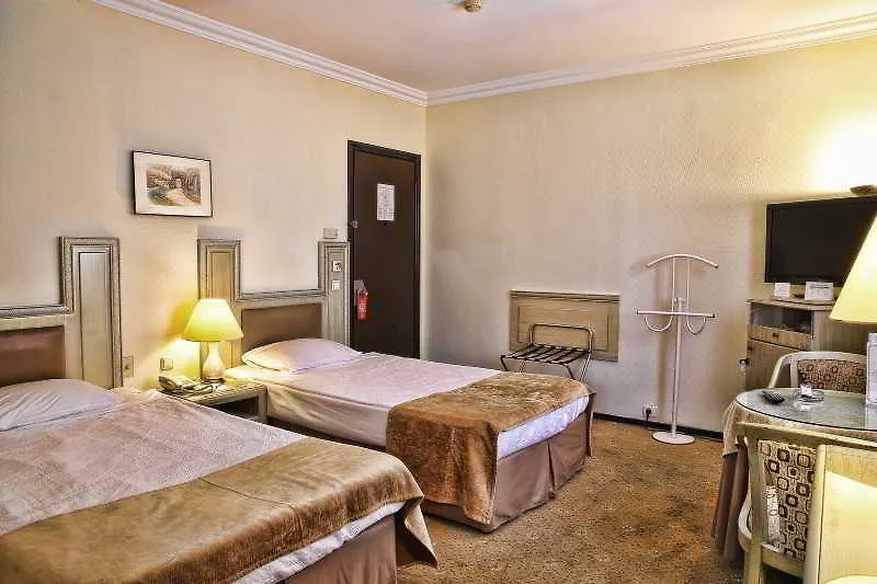 ****  Guenes Hotel Merter Istanbul Turkey